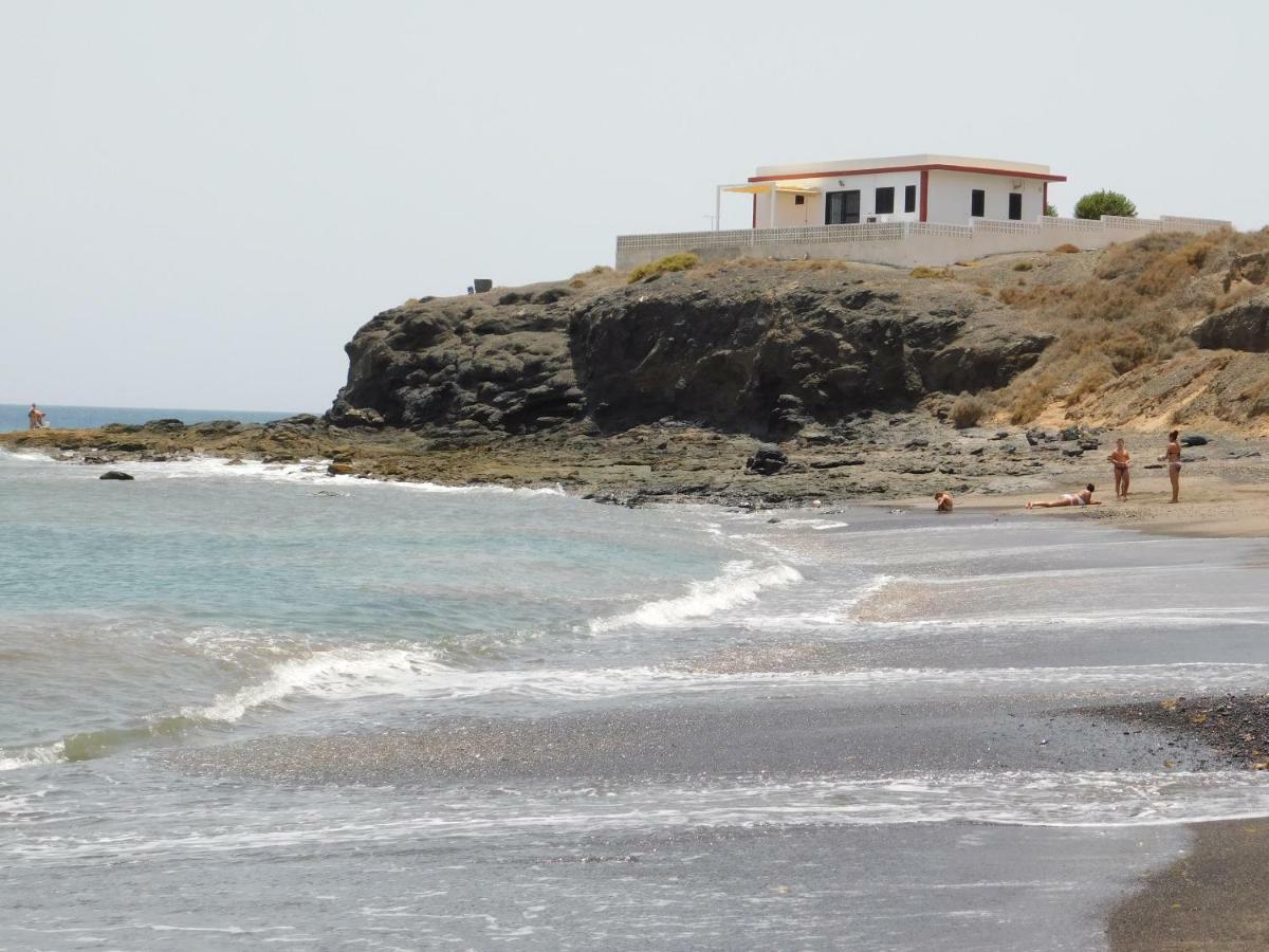 El Roquito Ocean View Villa Tarajalejo Exterior photo